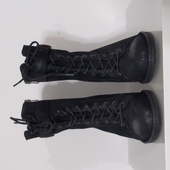 Born Suede Cass Block Heel Boots in Black Size 8.5 NWOT - Picture 3 of 12